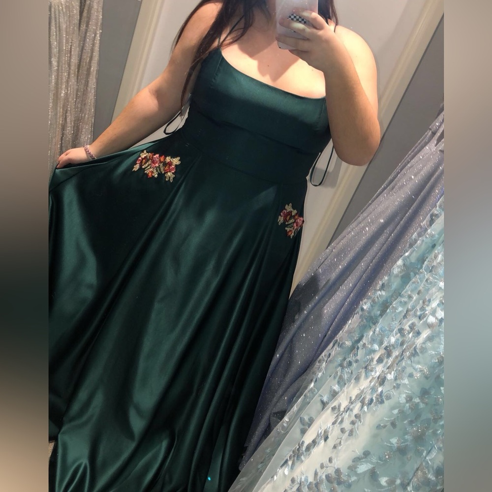 Prom dress from David’s bridal, has never been worn!